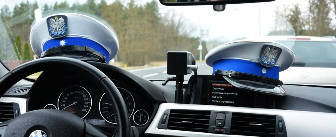 Jak rozpoznać nieoznakowany radiowóz Policji