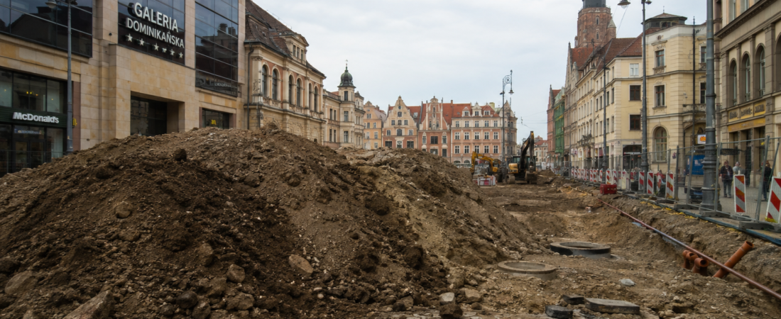 Modernizacja dróg w Krakowie i torowiska: Największe utrudnienia, remonty i przyszłe inwestycje